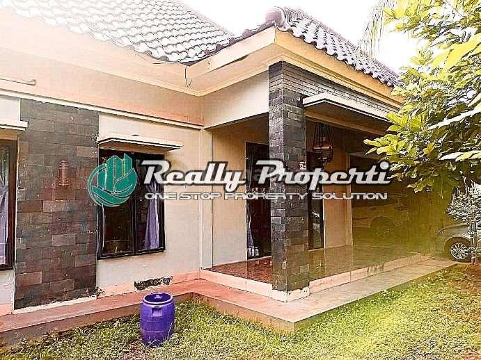Rumah Luas dan Asri Dalam Komplek di Jatisari Jatiasih Bekasi