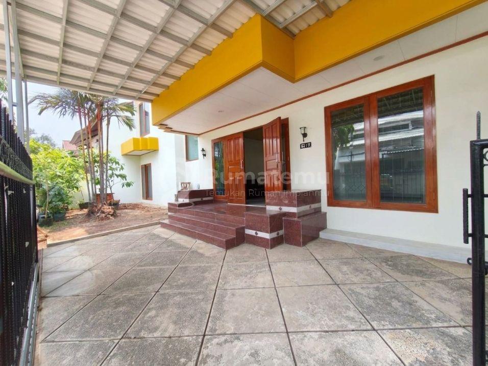 Rumah Eksklusif 4 Kamar Baru Renovasi Di Taman Kedoya Permai