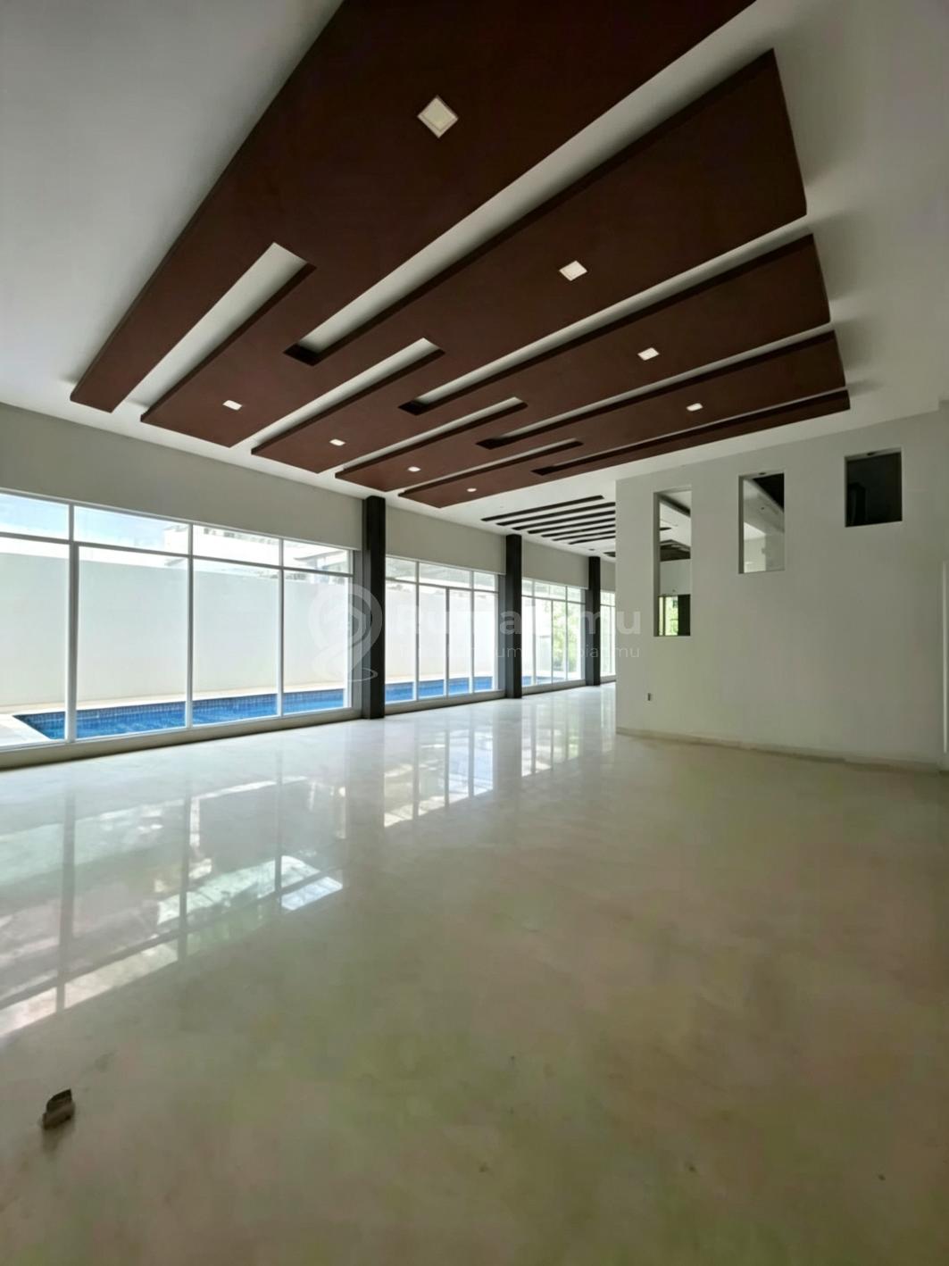 Rumah di Pik 1 Cluster Katamaran Indah