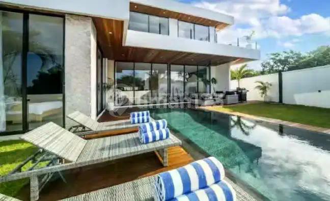 Beautyfull And Luxury 5 B R Villa For Rent In Canggu Bali