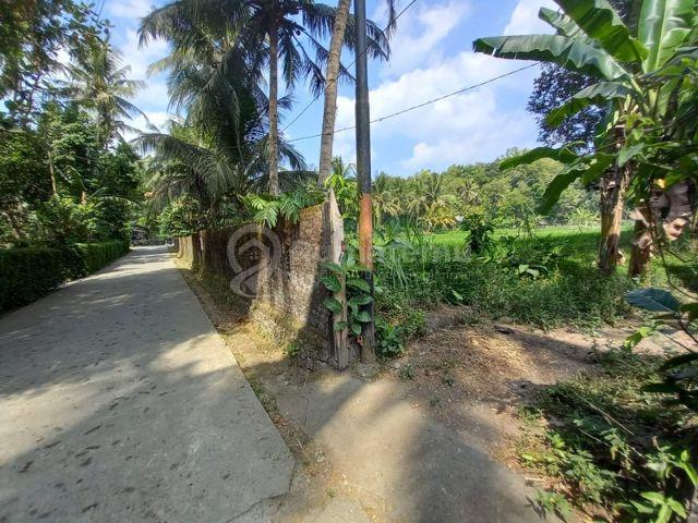 TANAH DIJUAL 