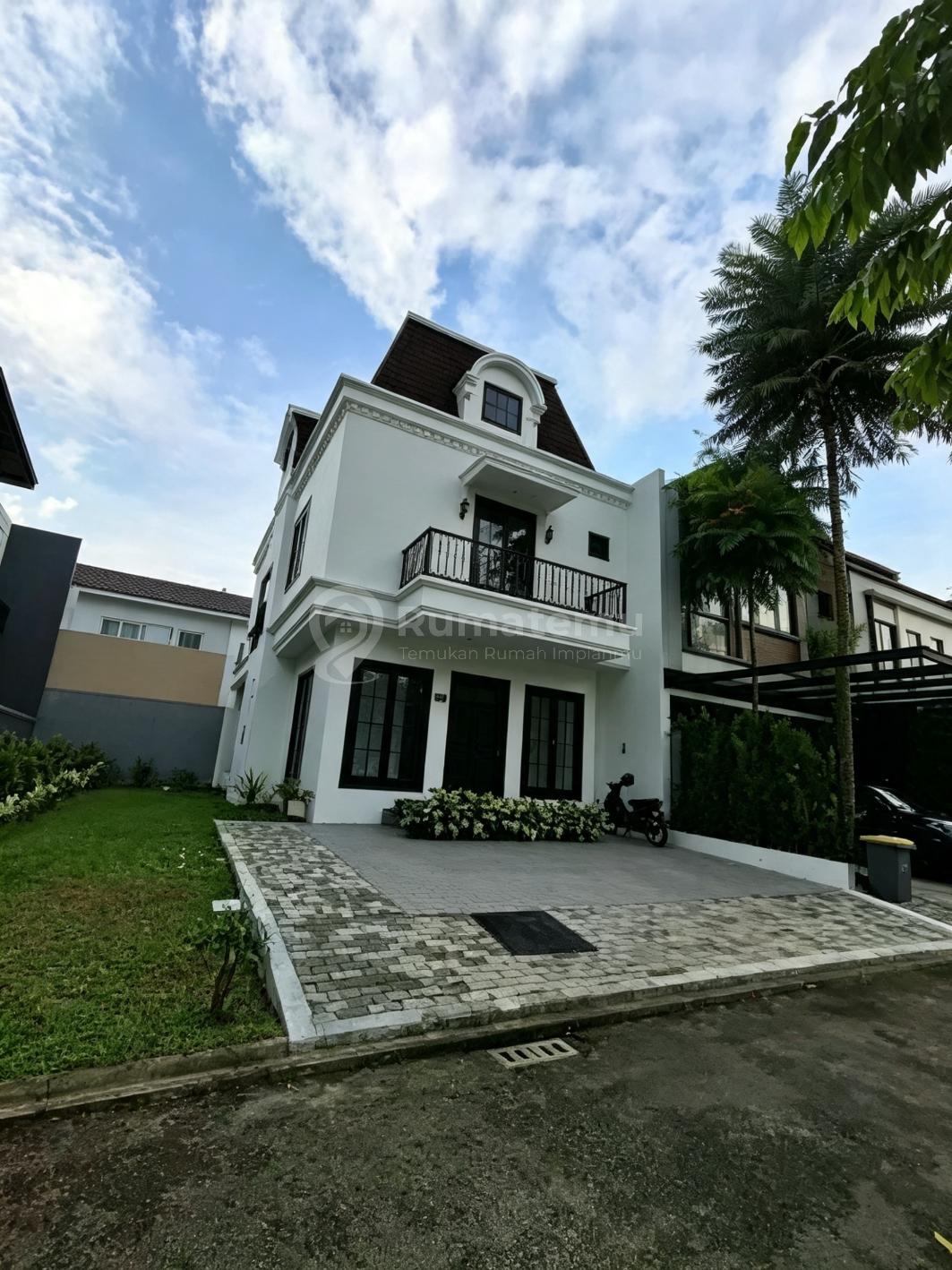Rumah Baru 3 Lantai Cluster Cosmo The Icon Bsd City Gaya American  Classic Harga Rp 3,8 Miliar