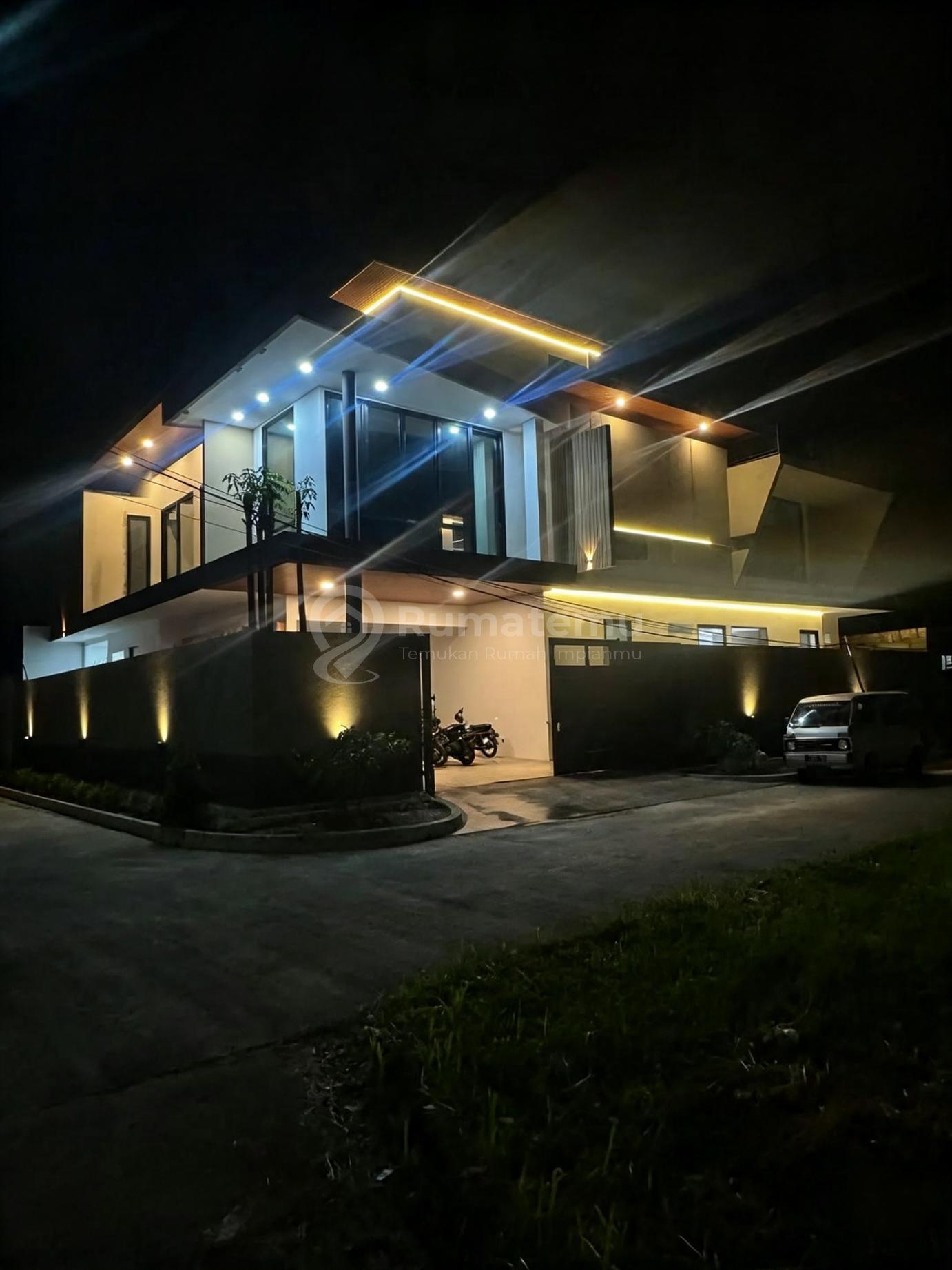Dijual Rumah 3 Lantai TAMAN KOPO KATAPANG, SOREANG – KAB. BANDUNG