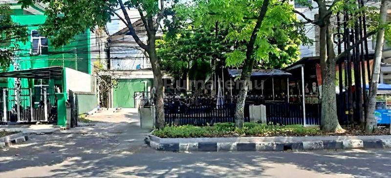 Bangunan Eks. Kantor & Cafe Hitung Tanah 345 m2 Muka 17 Meter Untuk Komersial Kantor Sekolah Lokasi Premium Super Strategis di Jl. Pelajar Pejuang 45 Bandung