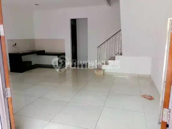 Rumah di Golf Island Pik Cluster Harmony