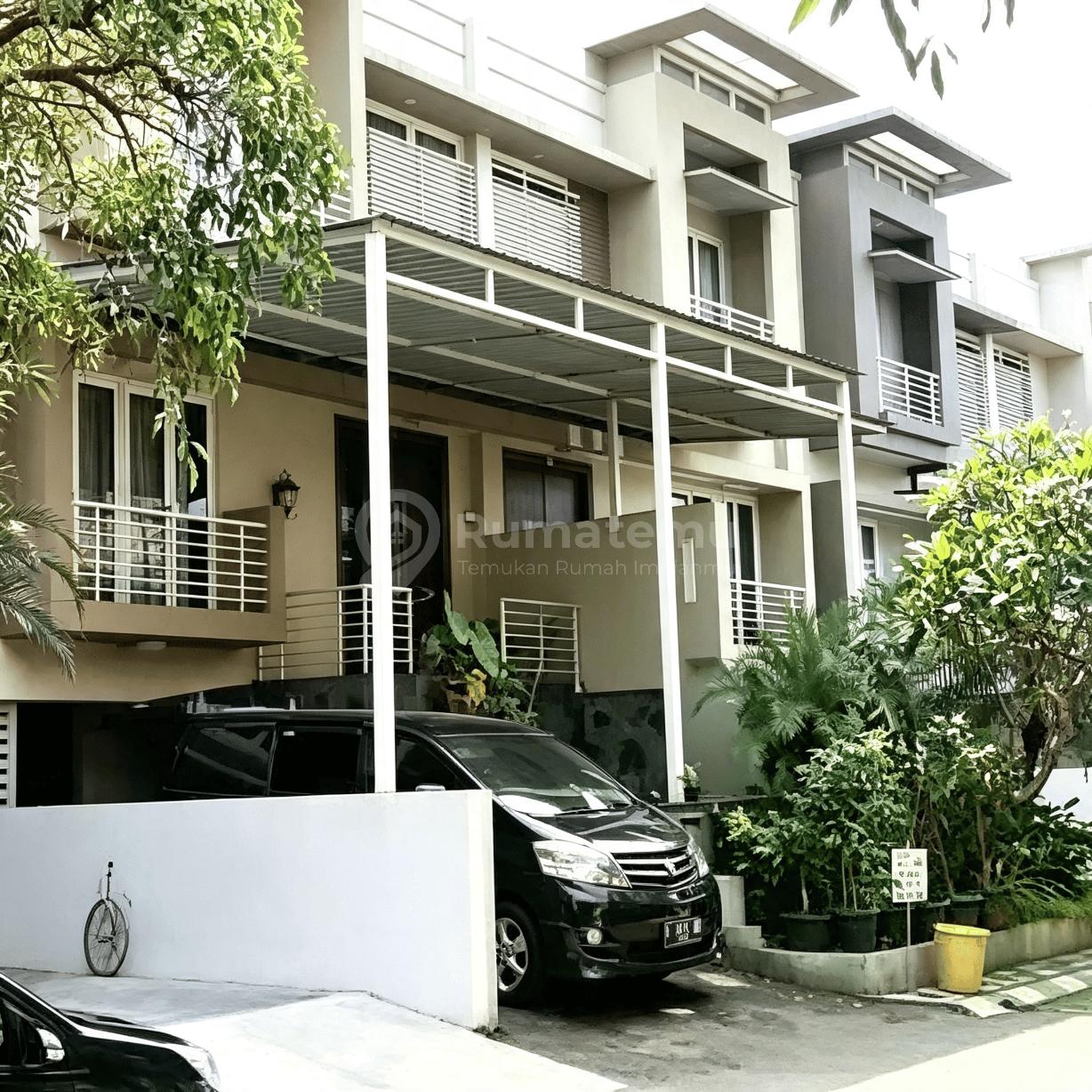 Disewakan Rumah Royal Residence di Pasar Minggu