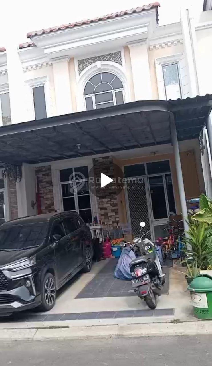 Dijual rumah murah bagus 2 lantai di Cluster La Seine Jakarta Garden City Jakarta Timur siap huni minimalis modern
