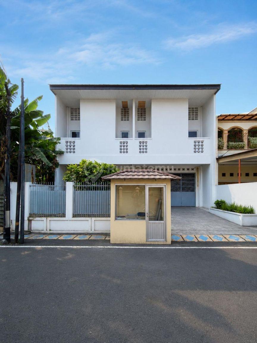 Rumah Kost Strategis Full Okupanasi Duren Sawit Jakarta Timur