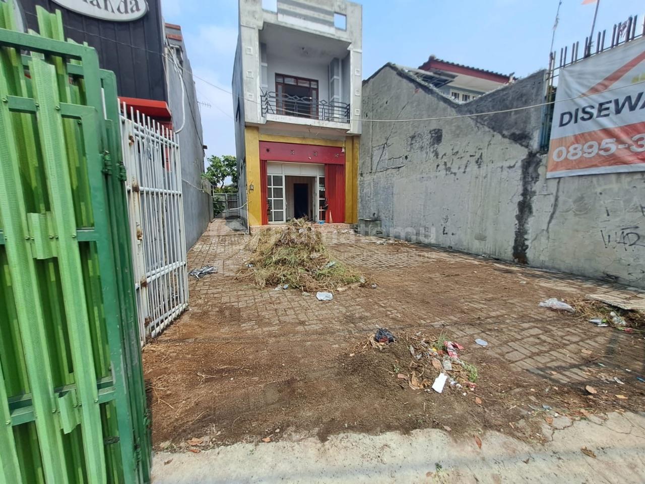 Ruko 2 Lantai di Jl Raya Jakarta Bogor Cibinong