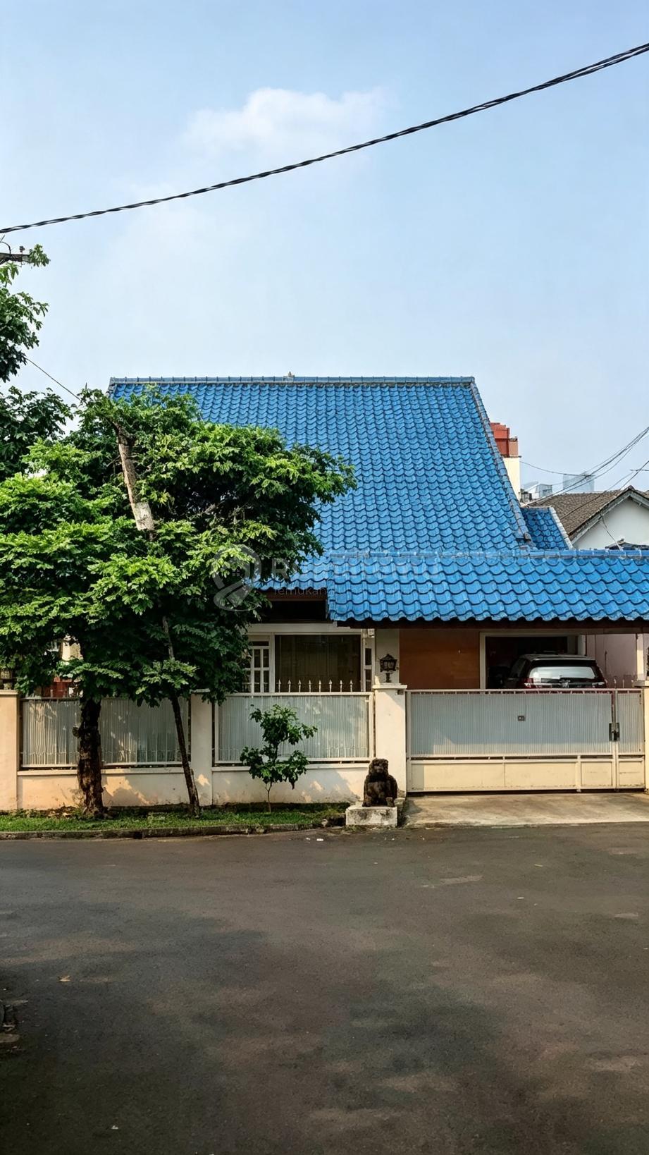 Rumah Super Adem di Area Tanah Kusir, 150 Meter ke Veteran Raya