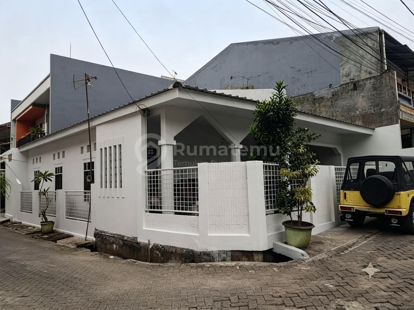 Dijual tanah Hadap Selatan dan Barat Akses 2 jalan mobil di Cilandak Barat, Cilandak, Jakarta Selatan