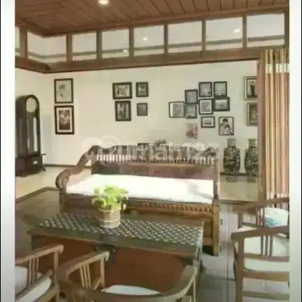 Rumah Cantik Di Mainroad Jalan Dago Bandung? Mampir Dulu Ke Iklan Ini Yuk