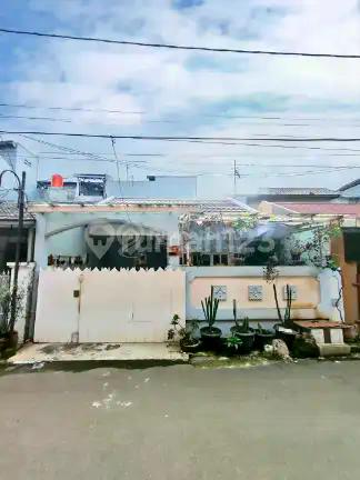 Rumah Bagus Dalam Komplek di Pondok Hijau Permai Rawalumbu Bekasi