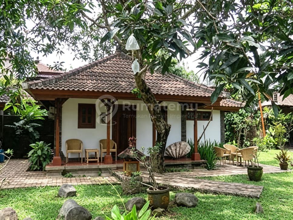 RV-3348 Residence for Sale in East Denpasar with Pool & Spa