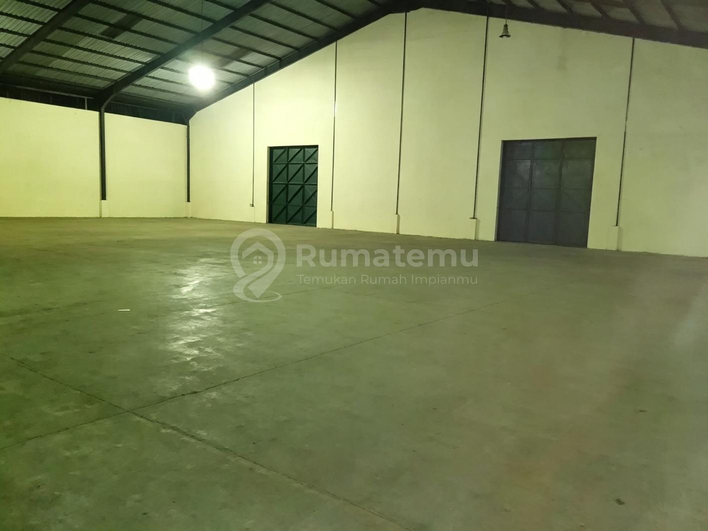 Gudang Strategis di Gunung Putri Lokasi Dekat Dengan Tol