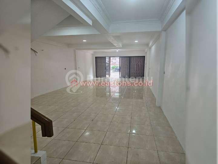 Disewa Ruko Bagus Daerah Kelapa Gading (KG005163)
