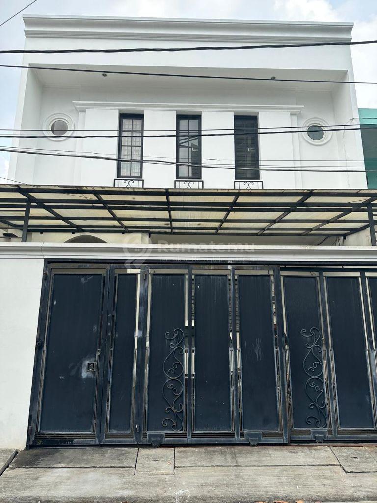 Rumah Taman Meruya Ilir Jakbar 