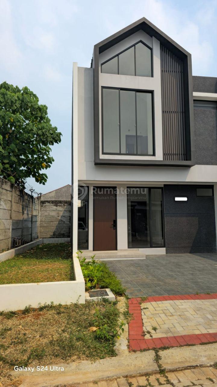Rumah Nyaman di Kebayoran Harmony dengan 2+1 Kamar Tidur