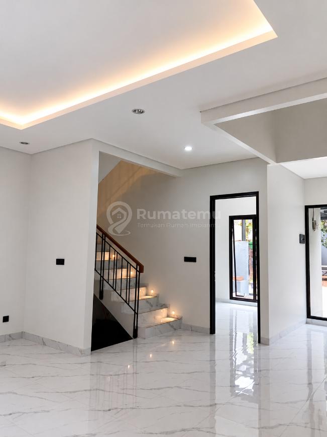 Dijual rumah modern minimalis baru Sanitair American Standart di Jagakarsa, Jakarta Selatan