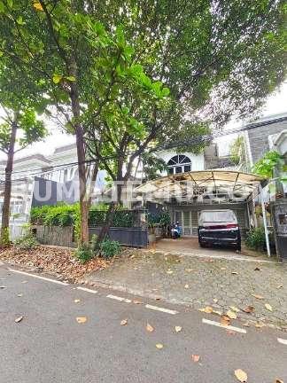 Rumah Tua di Pondok Indah, Hitung Tanah, Harga Bagus 