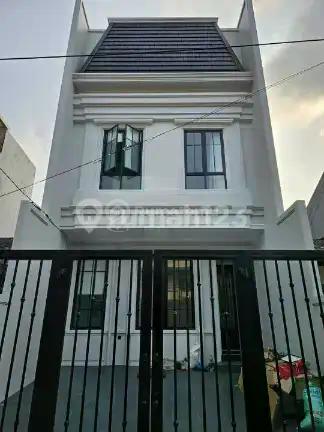 Jual Rumah Baru di Janur Kuning Bebas Banjir
