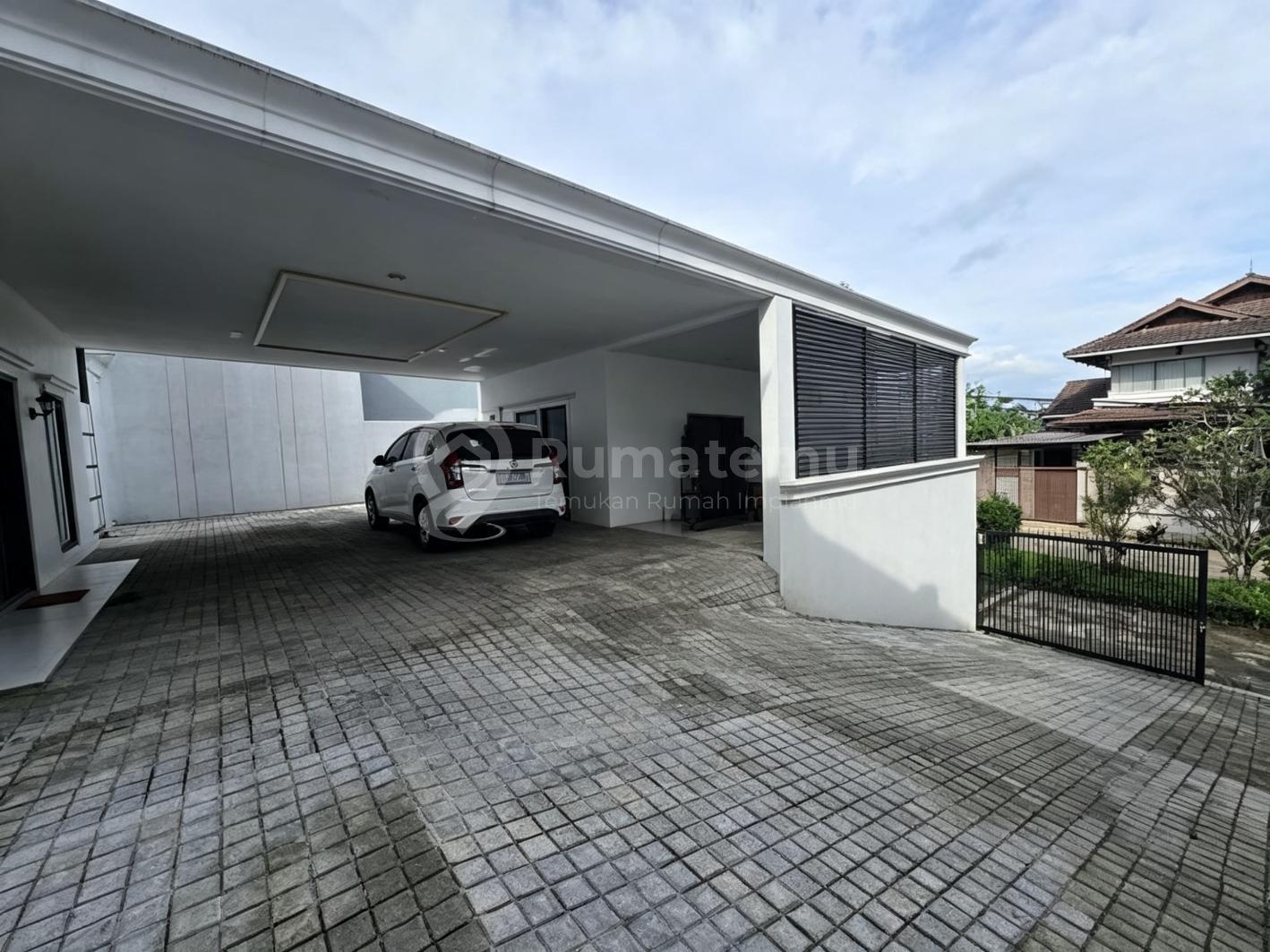 Jual Rumah Lux Gegerkalong Permai Dekat Pondok Hijau Bandung