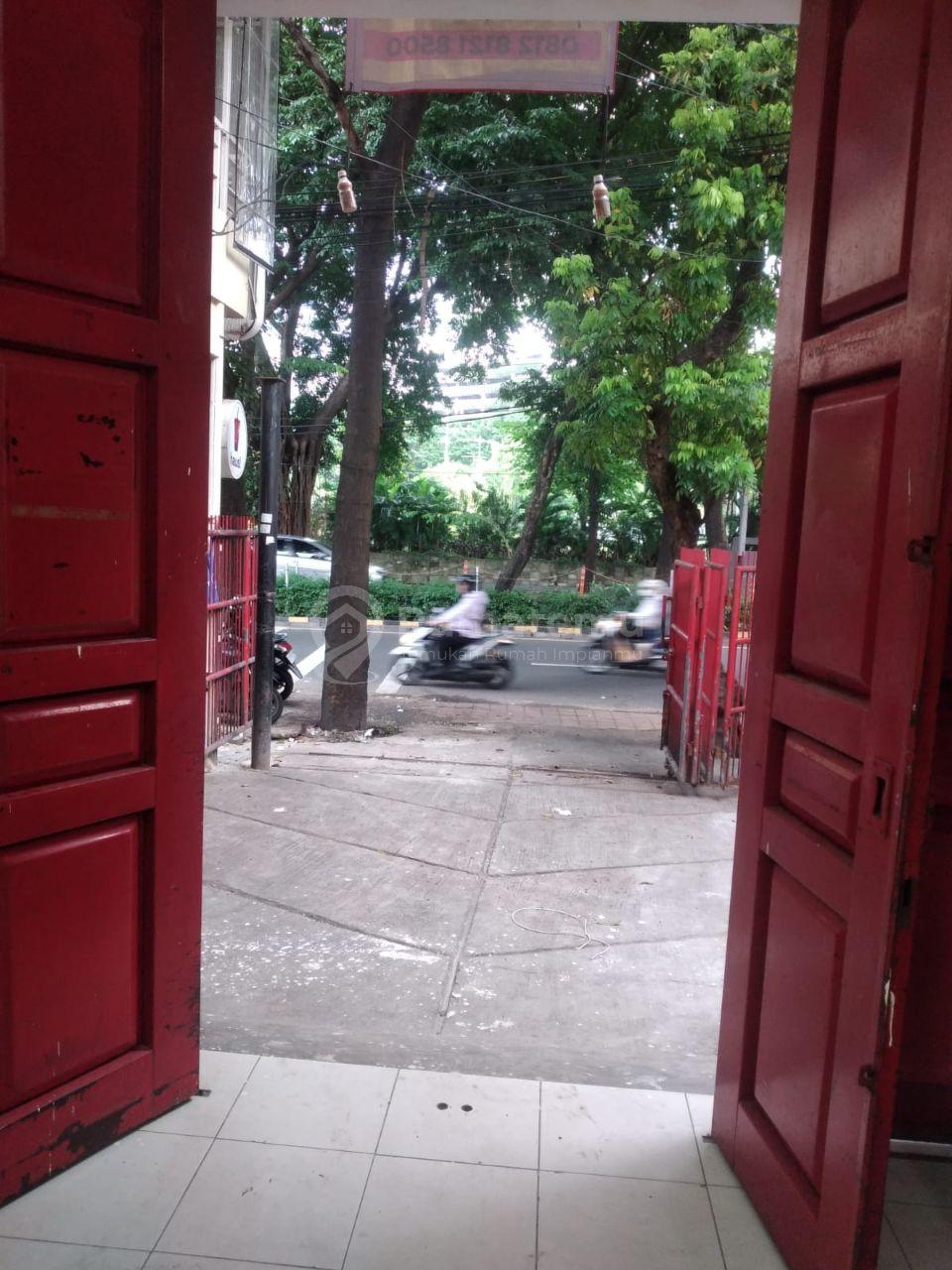 RUKO DIJUAL DAERAH KEBAYORAN BARU 3 LANTAI