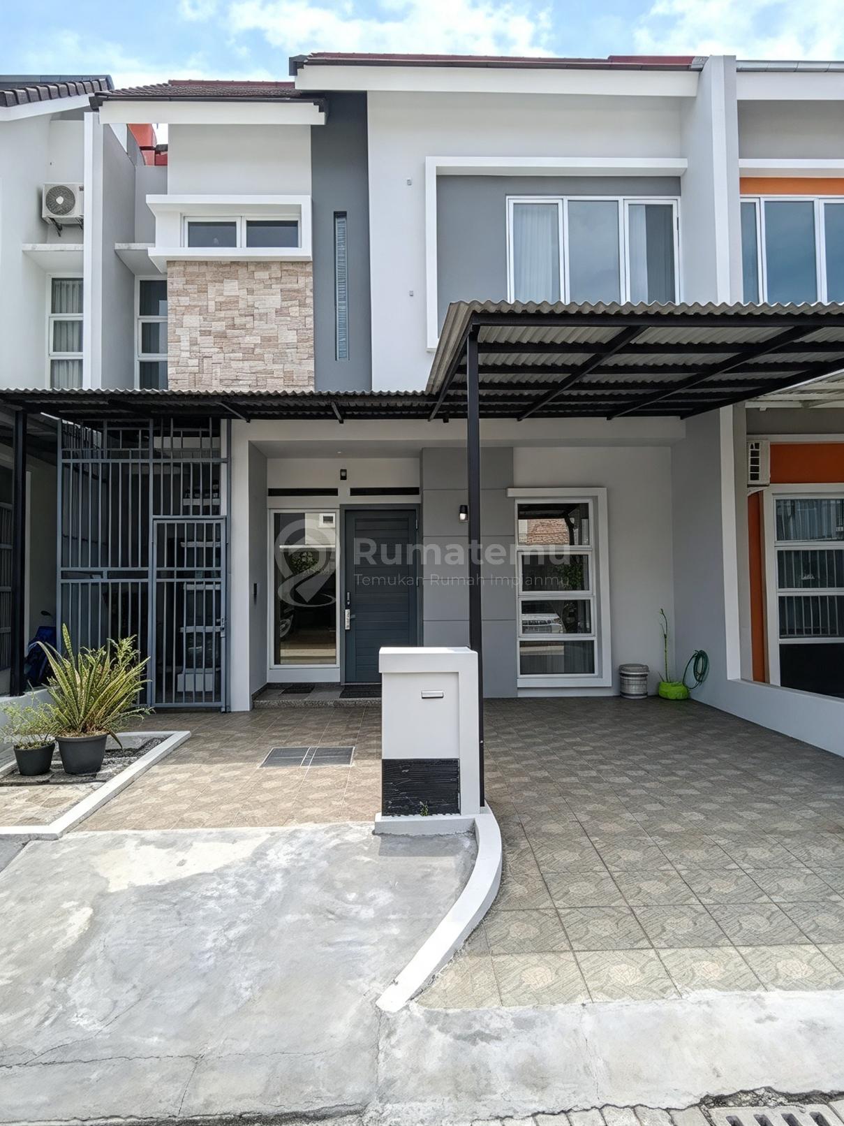 Dijual Rumah 2 Lantai Siap Huni Bebas Banjir di Metland Cakung Jakarta Timur S9706