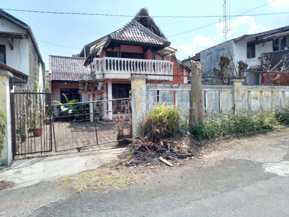 Dijual Rumah hitung tanah Komplek puri budi asri Cihanjuang