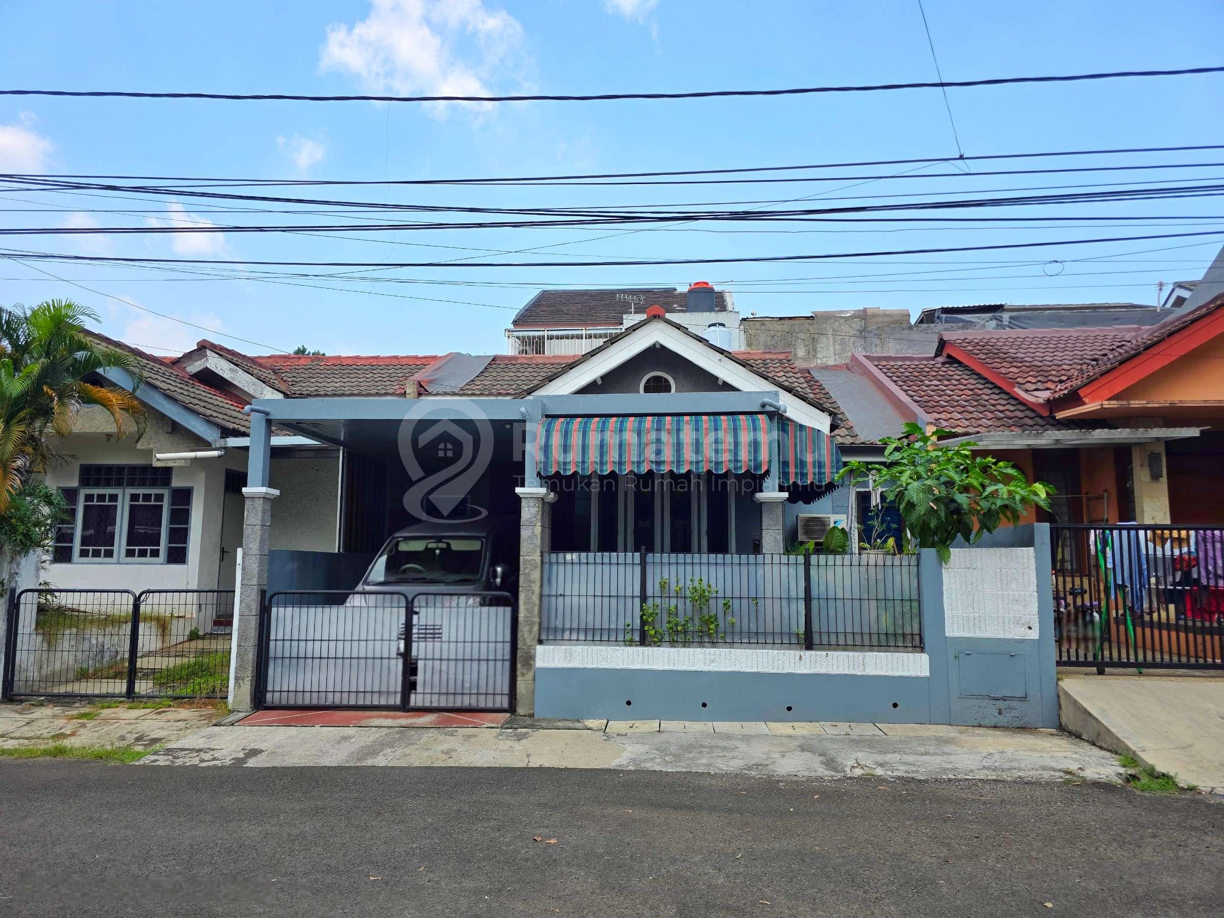 Rumah Griya Loka BSD City, Dekat dengan Mall Teras Kota, Tangerang Selatan
