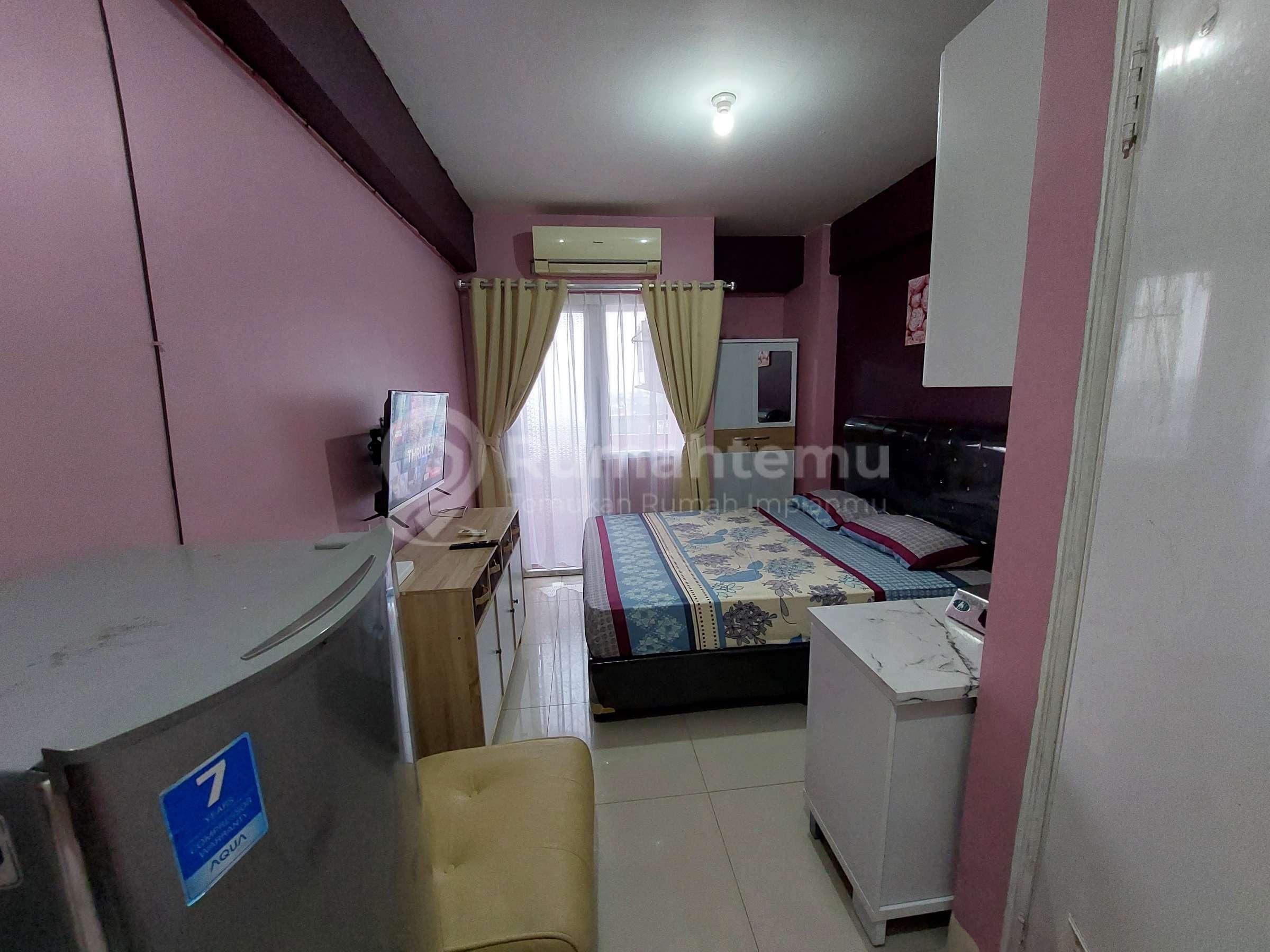 sewa harian apartemen studio furnised wifi di jakarta pusat