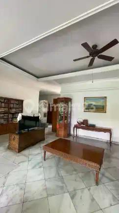 Dekat Gbk, Dijual Rumah Lama Terawat di Hang Tuah Keb Baru Jakarta Selatan