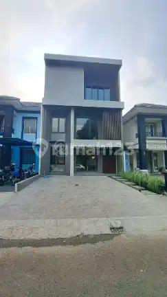 Rumah Di Alam Sutera 3 Lantai Hadap Timur Furnished Shm Rp. 6,8 Miliar Nego