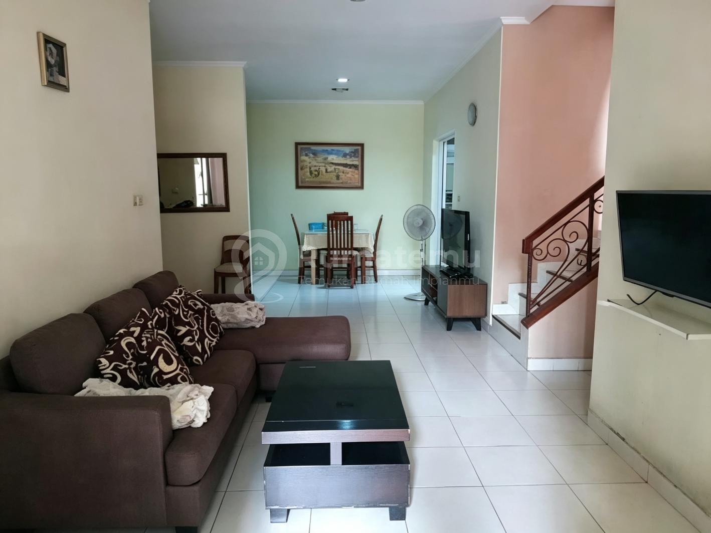 Dijual Rumah Full Renov 2 Lantai Monaco Village Gading Serpong