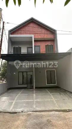 Dijual Rumah 2 Lantai Di Beranda Serpong Ciater Tangsel