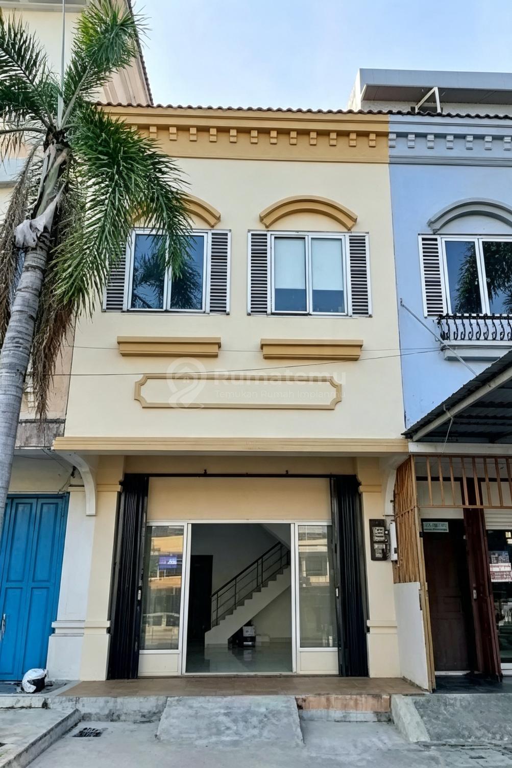 Ruko Santa Monica Baru Renov Siap Usaha