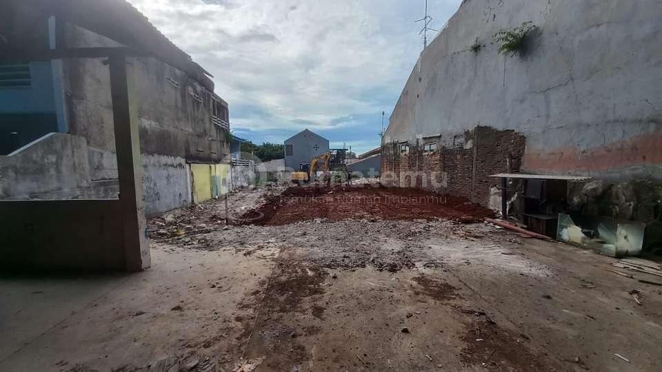 Tanah kavling siap bangun di pinggir jalan raya lubang buaya jakarta timur