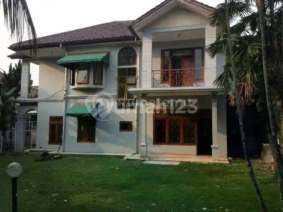 Rumah 2 Lantai Renovasi Design Menarik Strategis