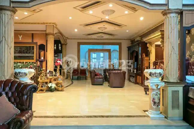 RUMAH MAYANG PERMAI DI PIK
