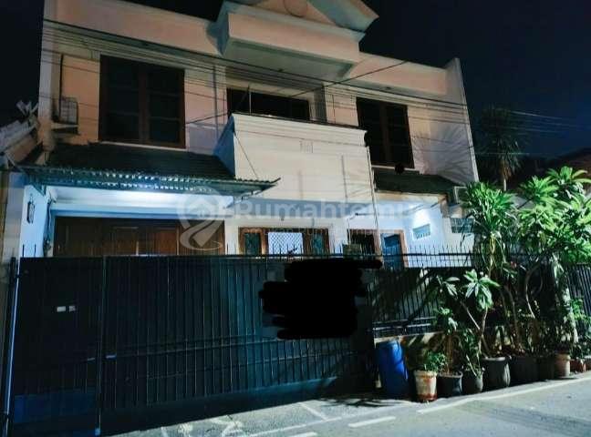 Rumah Di Jl.Moti,Cideng