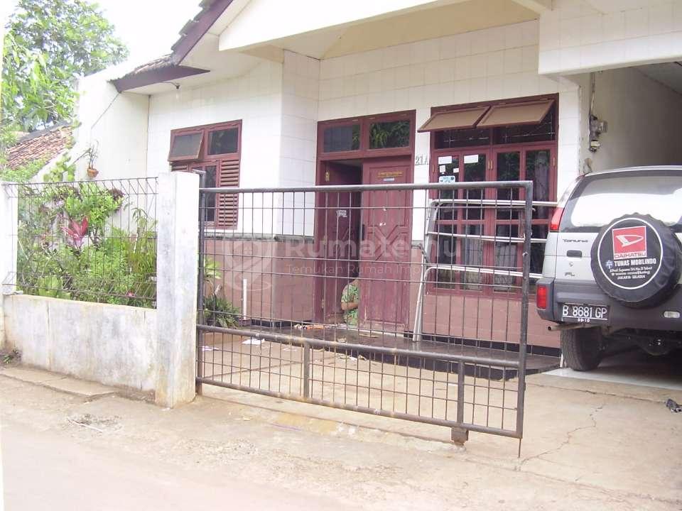 Dijual rumah strategis dekat dengan pintu toll di Tanjung Barat, Jagakarsa, Jakarta