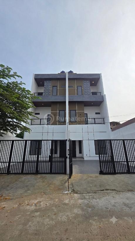 Dijual Rumah Baru Bebas Banjir Ready 2 Unit