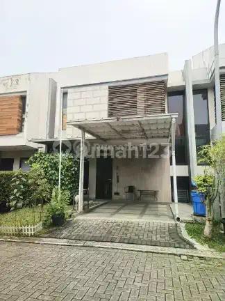Rumah Cantik Cluster Favorit Strategis Siap Nego
