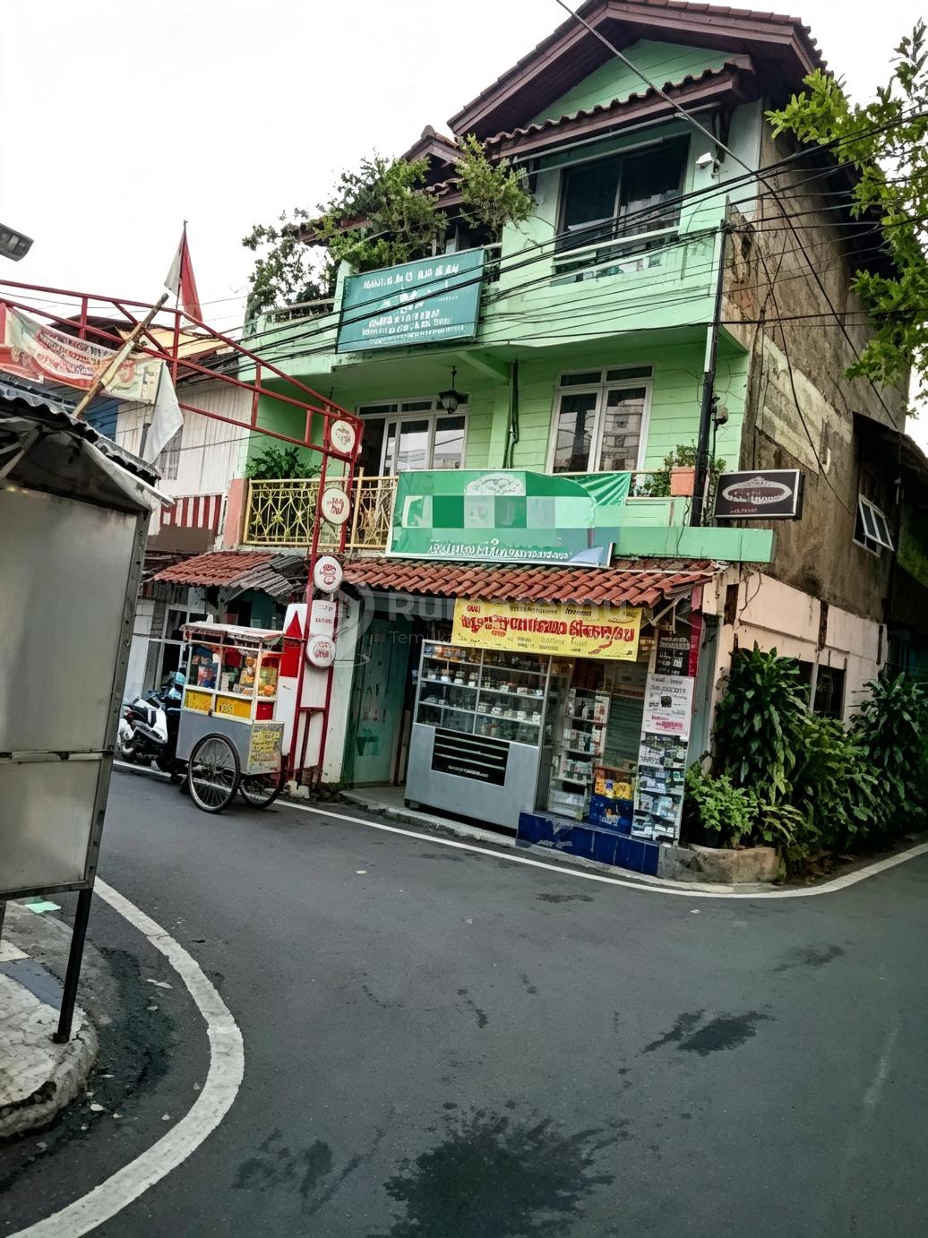 Dekat MRT Benhil,Dijualrumah 3 Lantai bisa Buat Usaha di Karet Jakarta Selatan