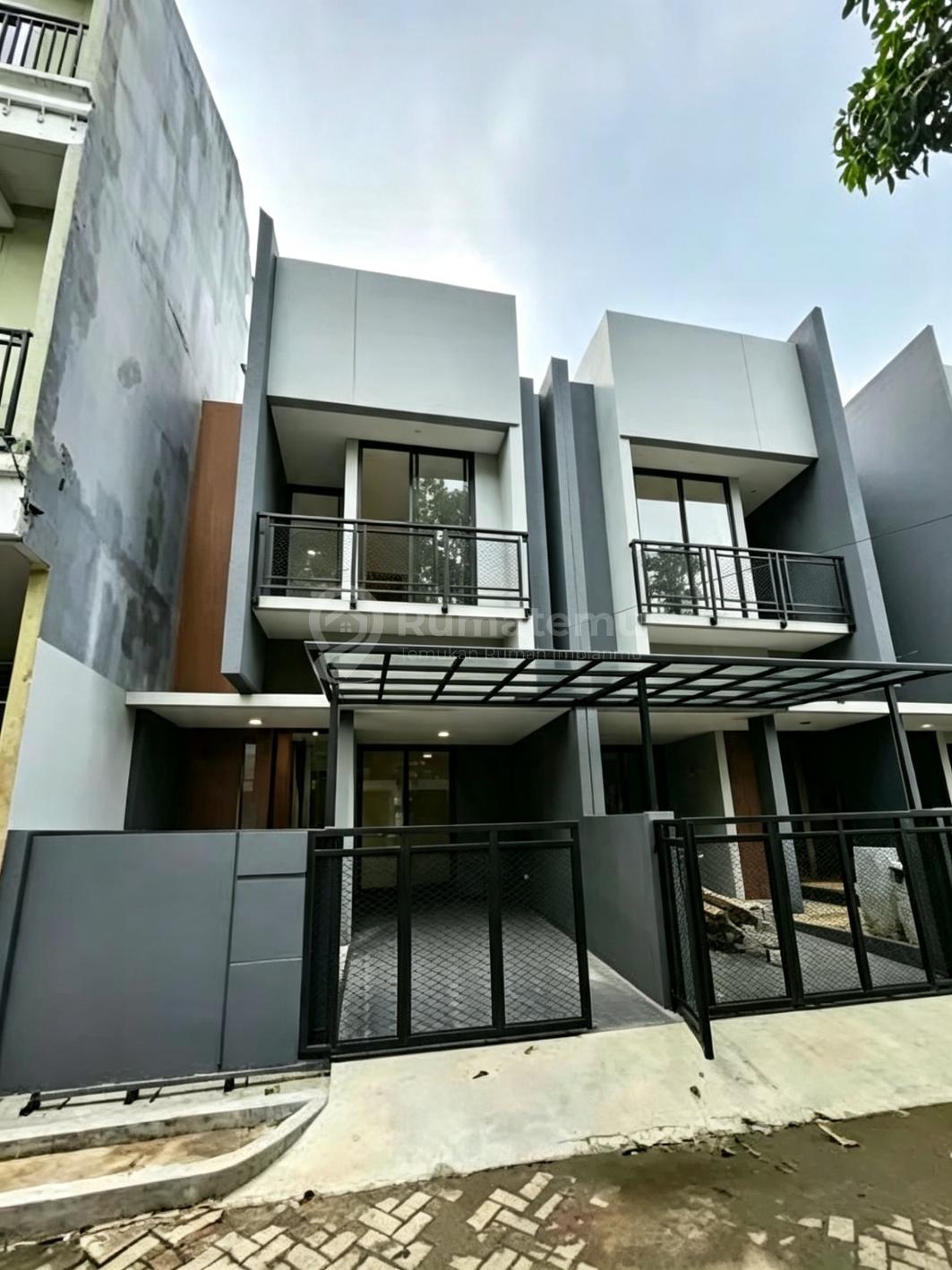 Dijual Super Rugi Rumah Medang Lestari