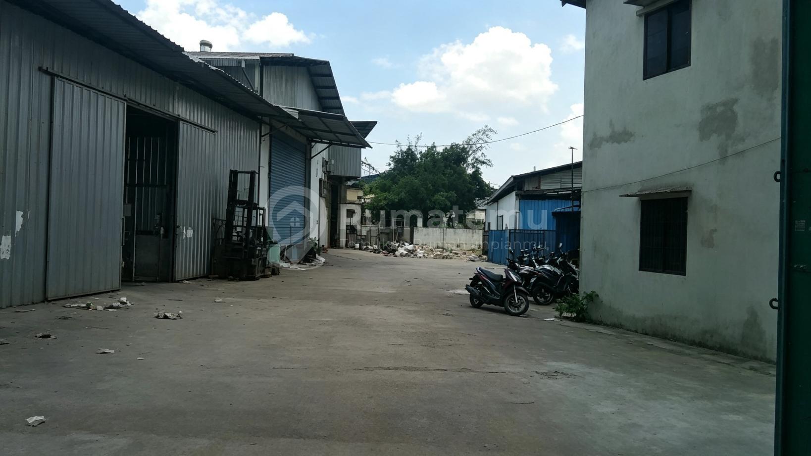 Di Sewakan Gudang 1320 M2 di Komp Pergudangan Prima Daan Mogot Cengkareng Jakarta Barat