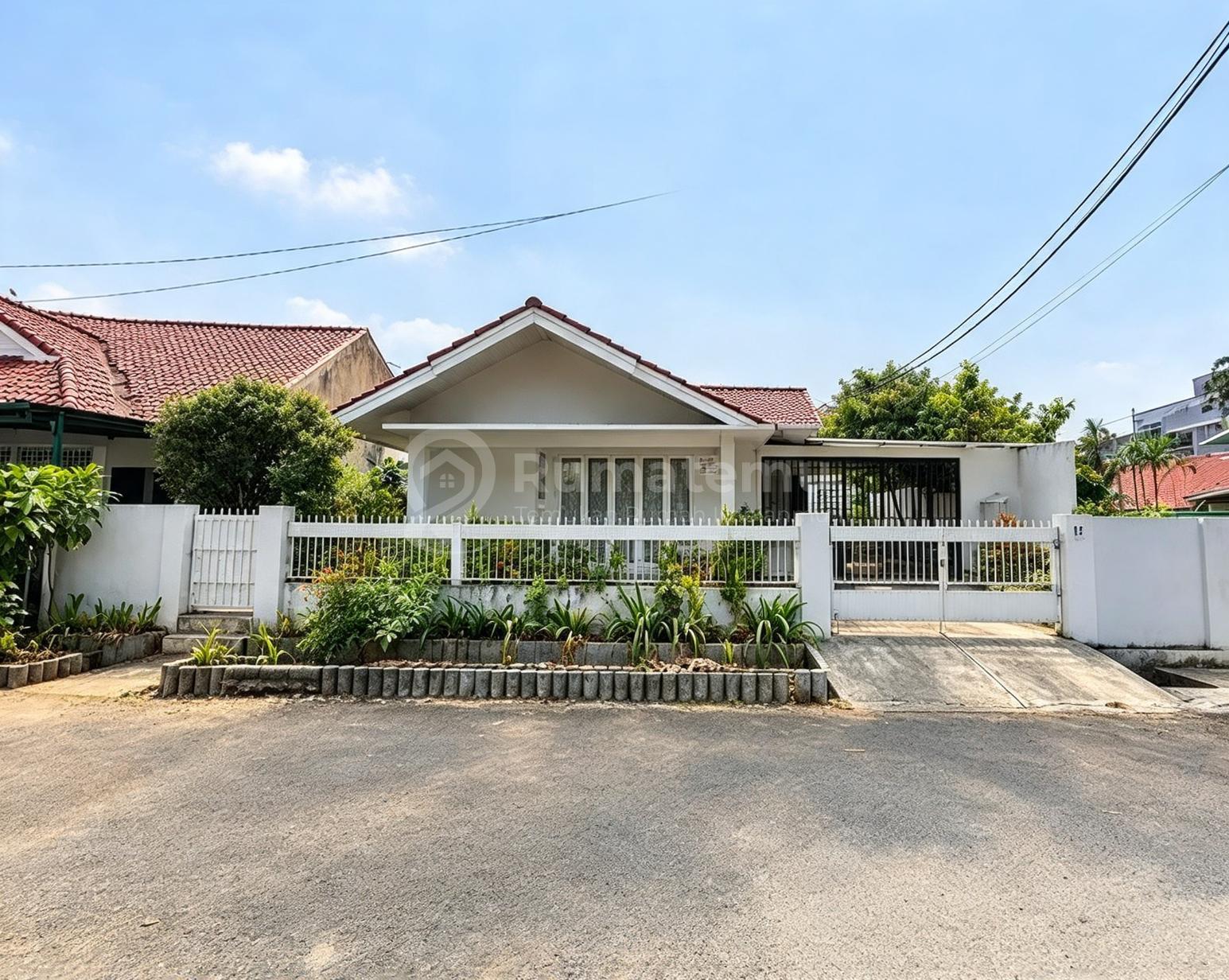 Dijual Rumah Dekat Pondok Indah Strategis Di Kebayoran Lama