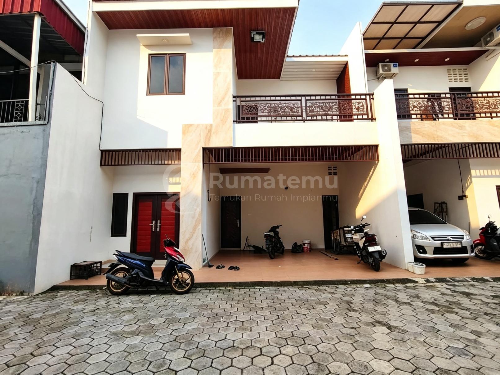 Rumah Cluster 2 Lt SHM Murah Di Jatiwaringin Pondok Gede Bekasi