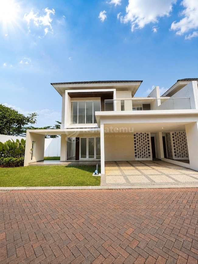 Dijual Rumah Mewah Hook Di The Riviera at Puri.