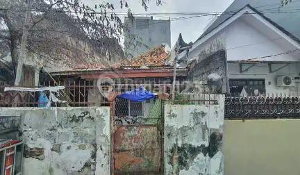 DiJual RumahTua Dalam Gang Hitung Tanah Saja Daerah Mangga Besar, Jakarta Barat